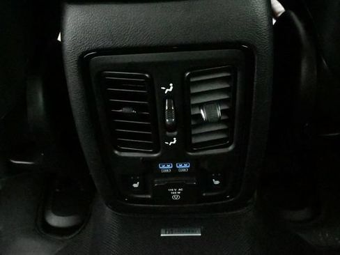 Used 2023 Dodge Durango GT AWD/4WD image 22