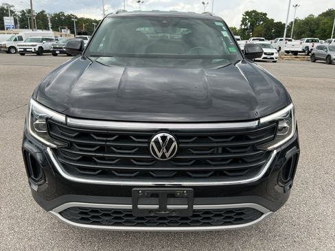 Used 2026 Volkswagen Atlas Cross Sport SE AWD/4WD image 2