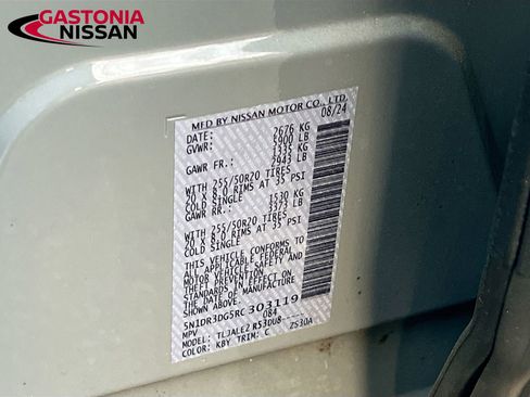 Used 2024 Nissan Pathfinder Platinum w/ Cargo Package image 43