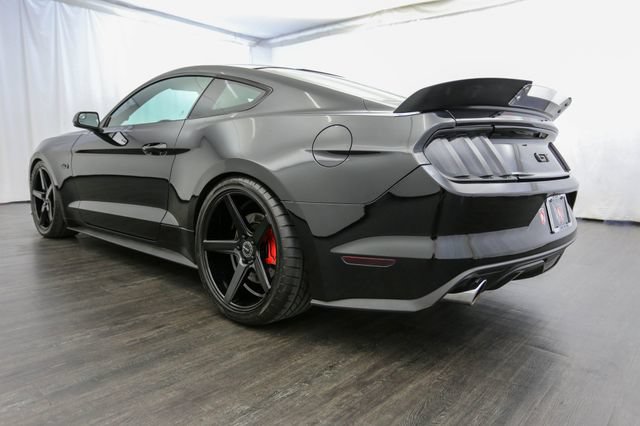 Used 2017 Ford Mustang GT Premium w/ GT Performance Package RWD image 27