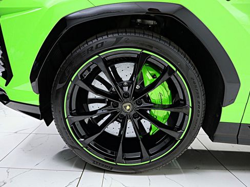 Used 2021 Lamborghini Urus AWD/4WD image 50