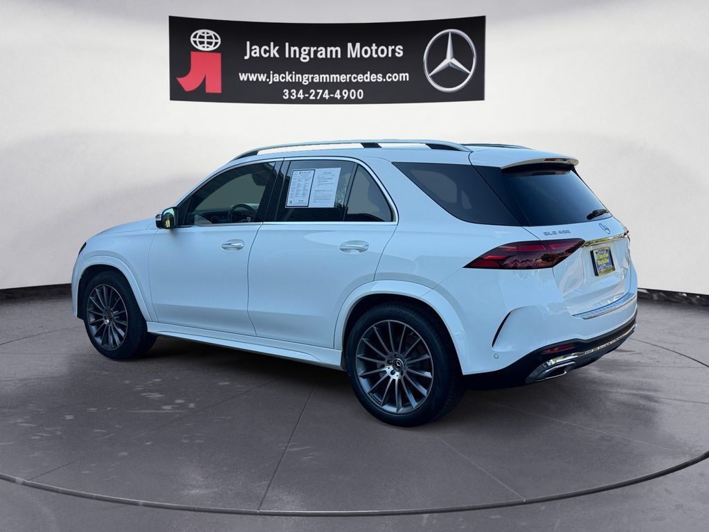 Used 2024 Mercedes-Benz GLE 450 4MATIC image 3