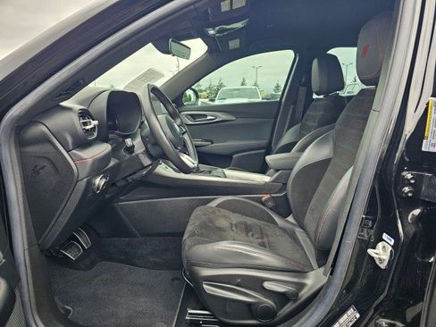 Used 2024 Dodge Hornet GT AWD/4WD image 27