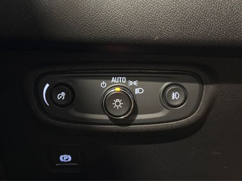Used 2022 GMC Terrain AT4 w/ Infotainment Package II AWD/4WD image 22