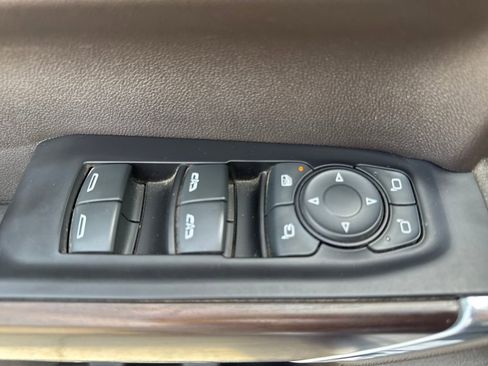 Used 2019 GMC Sierra 1500 SLT w/ SLT Premium Plus Package image 22