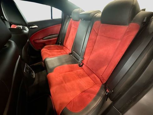 Used 2016 Dodge Charger R/T Scat Pack w/ Technology Group image 25