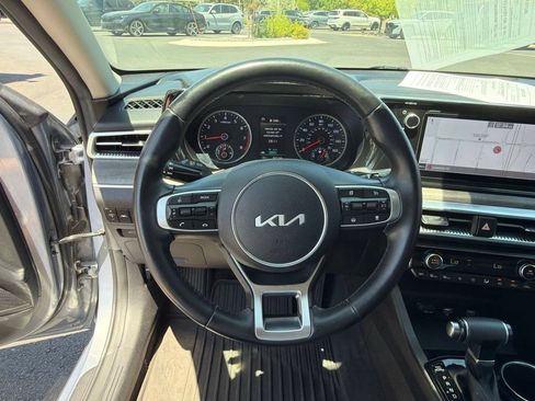 Used 2022 Kia K5 EX w/ EX Premium Package FWD image 13