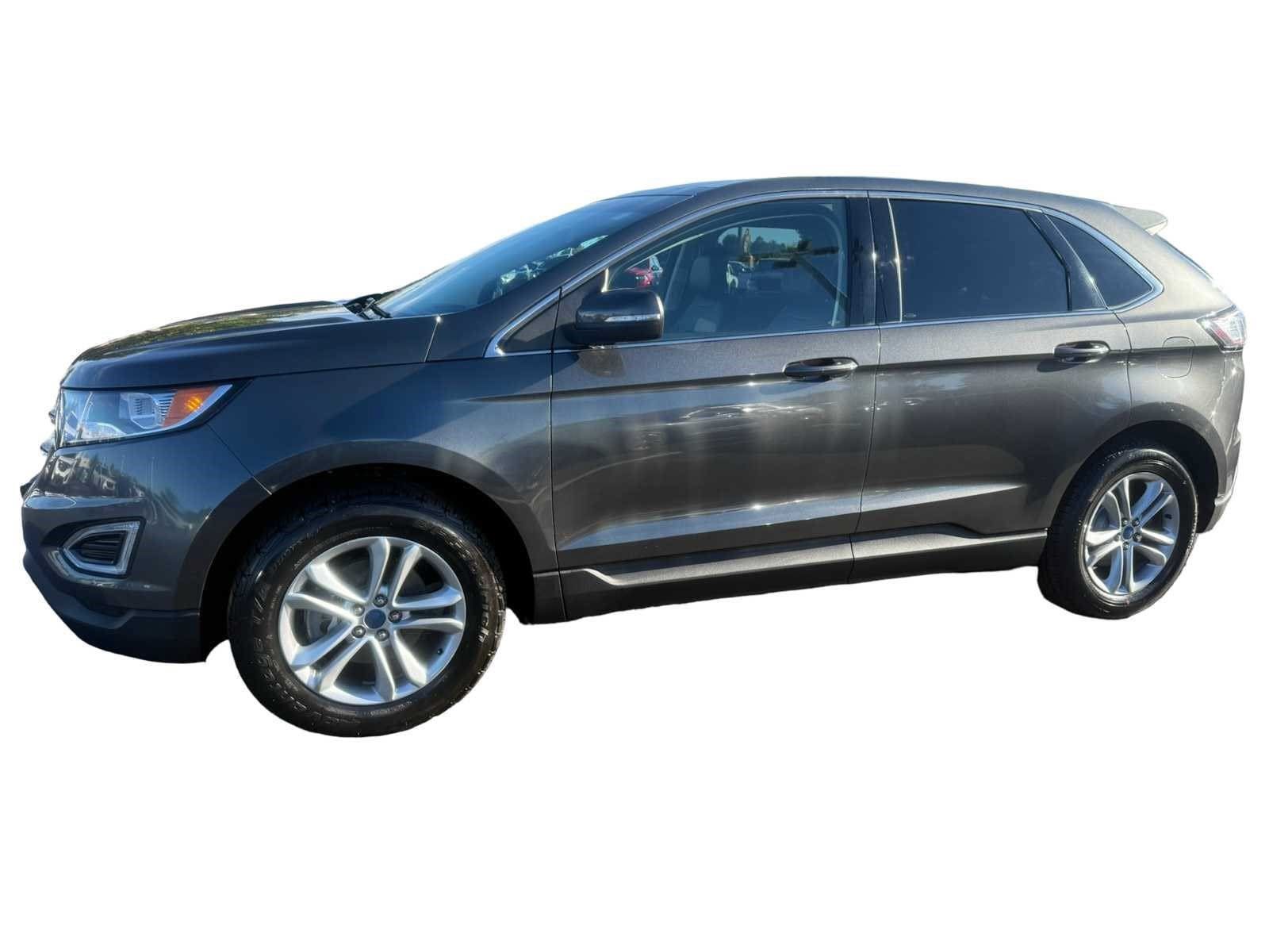 Used 2015 Ford Edge SEL w/ Equipment Group 201A FWD image 2
