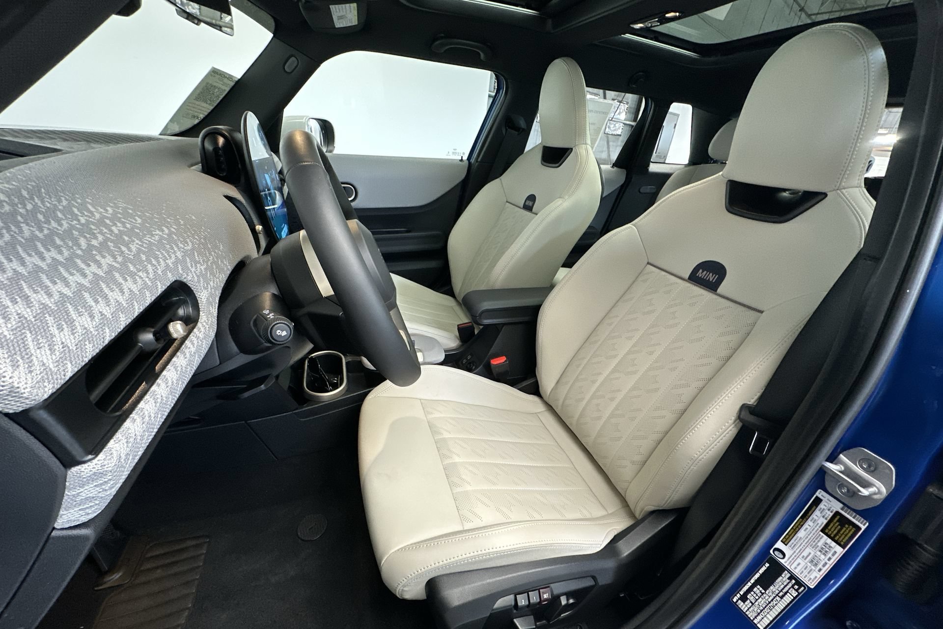 Certified 2026 MINI Cooper 4-Door Hardtop FWD image 12