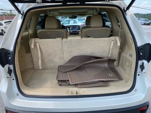 Used 2015 Toyota Highlander Limited Platinum AWD/4WD image 17