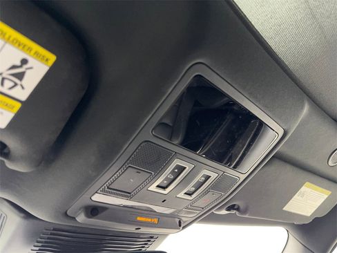 Used 2024 Jaguar F-PACE R-Dynamic S image 67