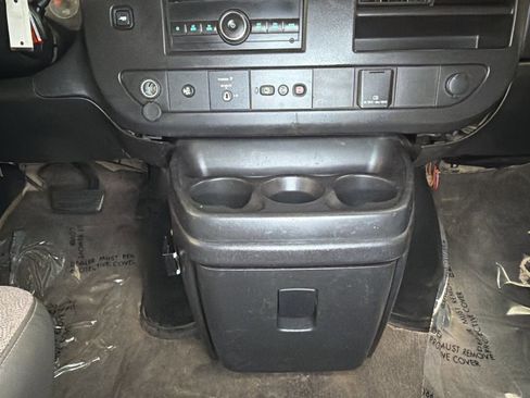 Used 2016 Chevrolet Express 3500 LT w/ LT Preferred Equipment Group RWD image 26