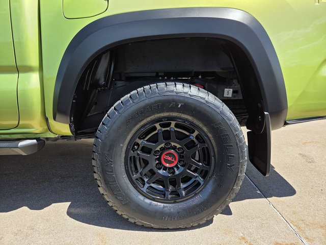 Used 2022 Toyota Tacoma TRD Pro AWD/4WD image 35
