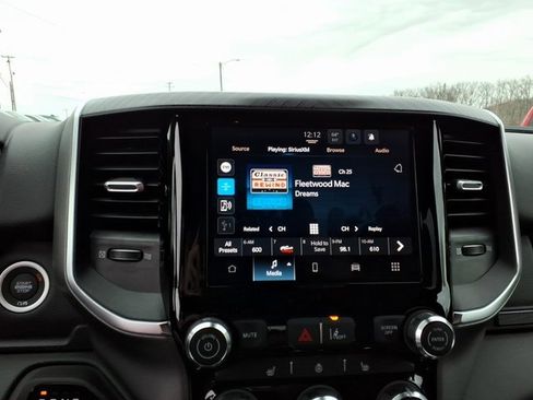 New 2026 RAM 1500 4x4 Crew Cab image 15