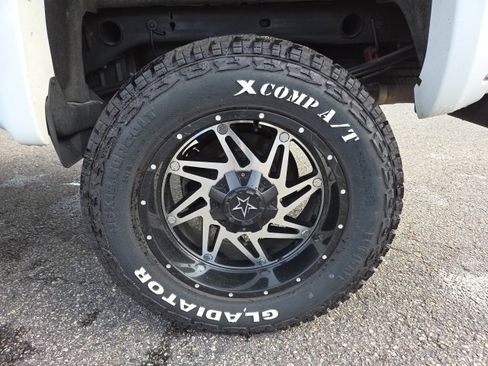 Used 2018 GMC Sierra 1500 SLE image 63