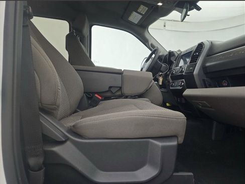 Used 2022 Ford F250 XLT image 11