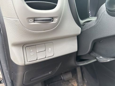 Used 2015 Kia Soul image 16