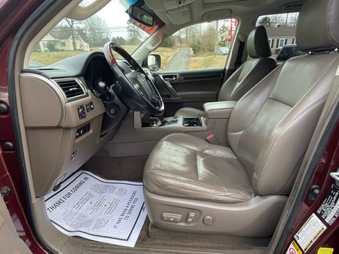 Used 2017 Lexus GX 460 Premium image 18