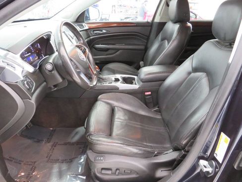 Used 2016 Cadillac SRX Luxury image 12