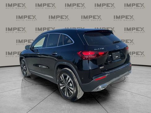 Used 2025 Mercedes-Benz GLA 250 image 3