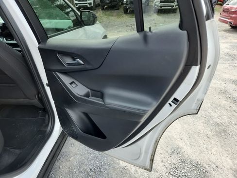 Used 2025 Chevrolet Equinox LT w/ Midnight Edition image 23