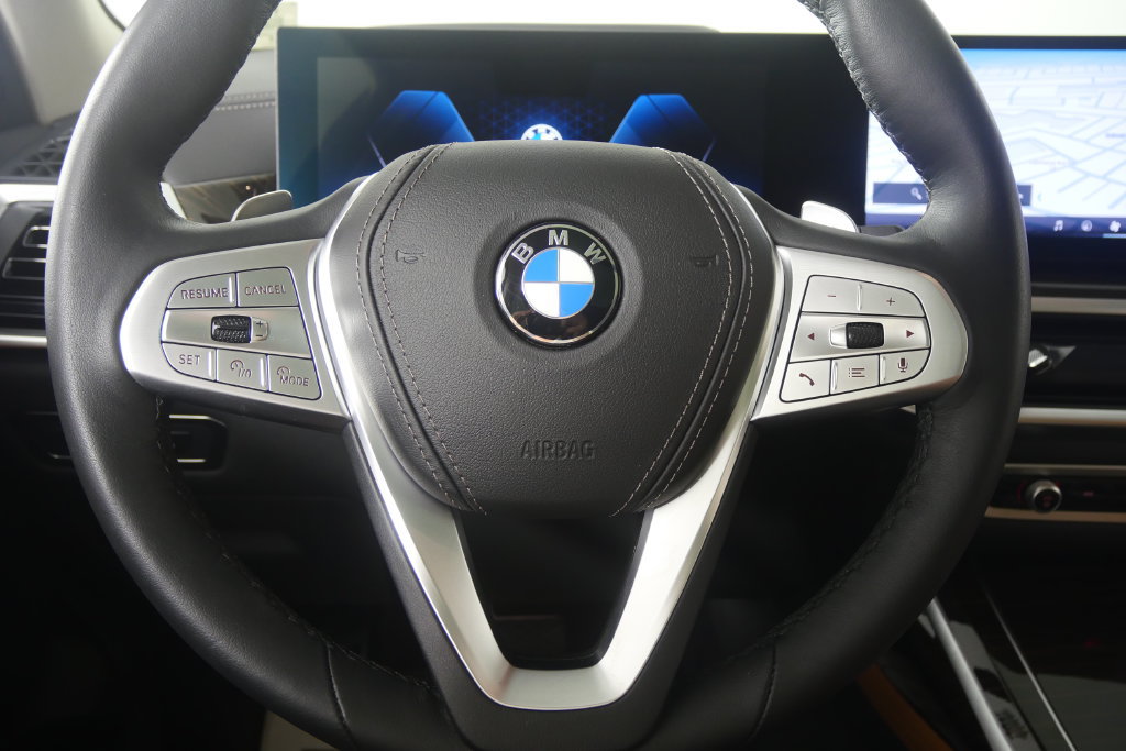 Certified 2024 BMW X7 xDrive40i AWD/4WD image 20