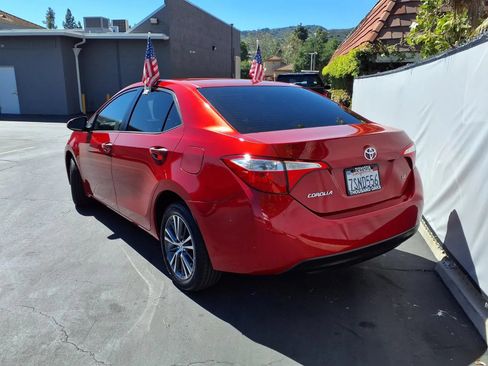 Used 2016 Toyota Corolla LE FWD image 5