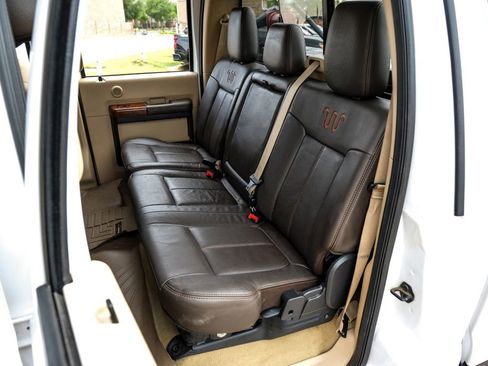 Used 2016 Ford F450 King Ranch w/ FX4 Off Road Package AWD/4WD image 47