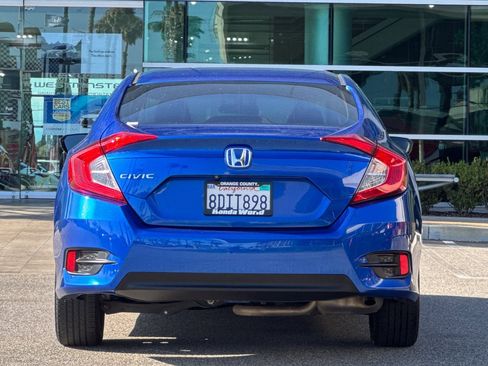 Certified 2018 Honda Civic LX image 5