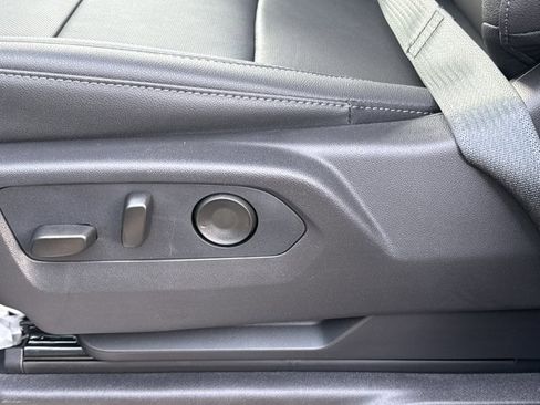 New 2026 GMC Sierra 2500 SLT w/ SLT Premium Package image 18