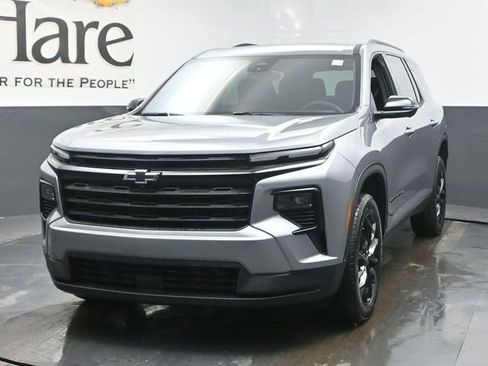 New 2026 Chevrolet Traverse LT w/ Midnight/Sport Edition image 7