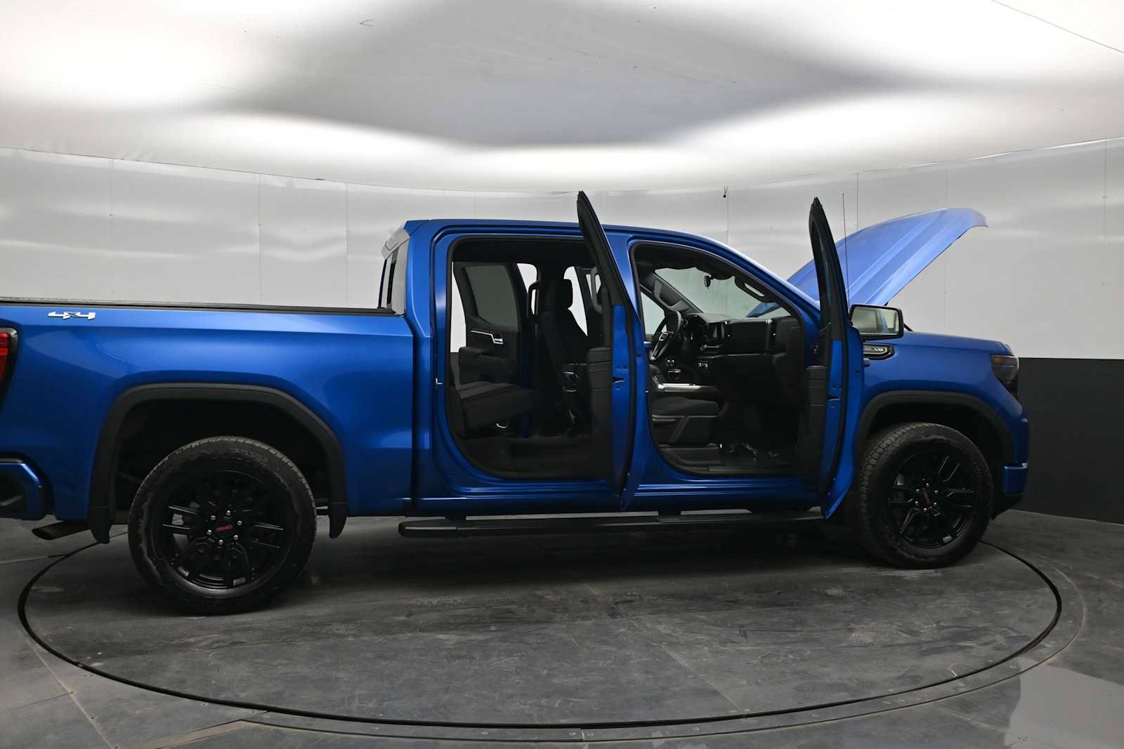 Used 2024 GMC Sierra 1500 Elevation w/ Preferred Package AWD/4WD image 44