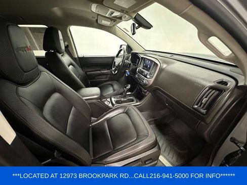 Certified 2022 GMC Canyon AT4 w/ Trailering Package AWD/4WD image 25