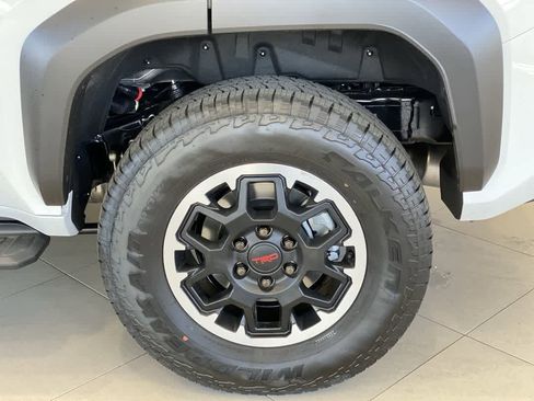 New 2026 Toyota 4Runner TRD Off-Road AWD/4WD image 13