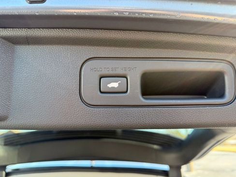 New 2026 Honda Odyssey Touring image 10