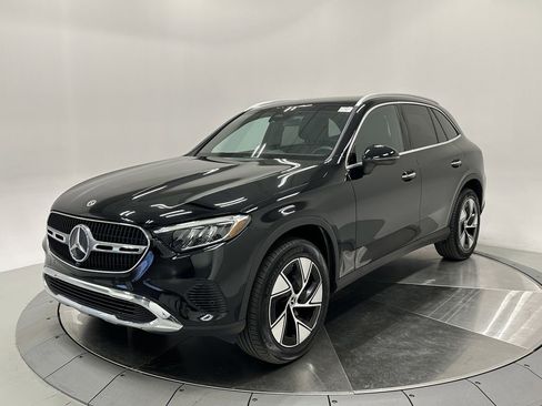 Certified 2024 Mercedes-Benz GLC 300 4MATIC image 3