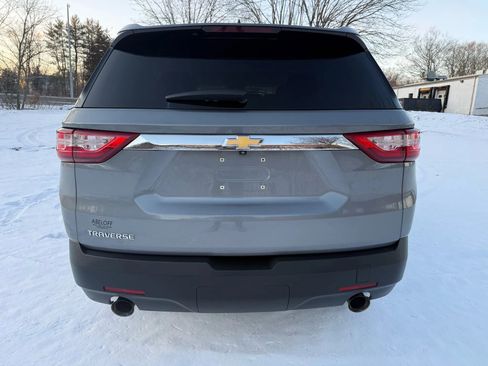 Used 2020 Chevrolet Traverse LS image 8
