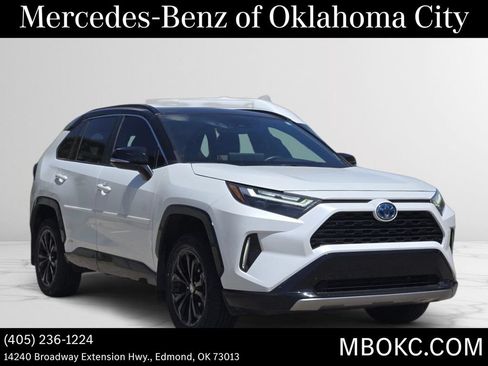 Used 2023 Toyota RAV4 XSE AWD/4WD image 3