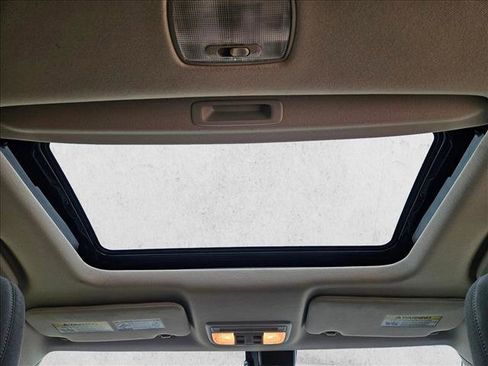 Used 2022 Honda HR-V EX image 15