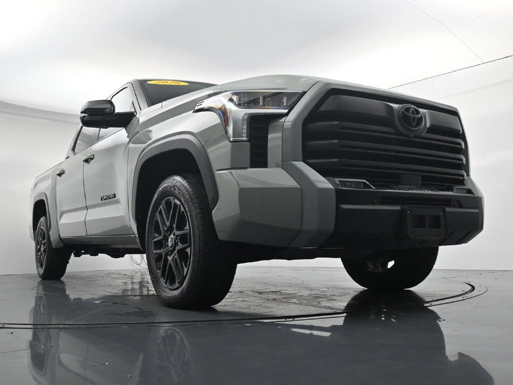 Used 2026 Toyota Tundra Limited AWD/4WD image 32