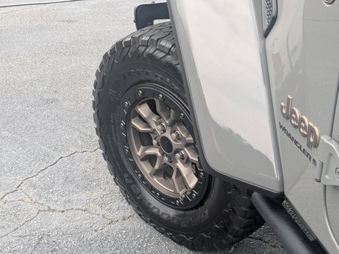 Used 2023 Jeep Wrangler Unlimited Rubicon 392 w/ Trailer Tow Package AWD/4WD image 9