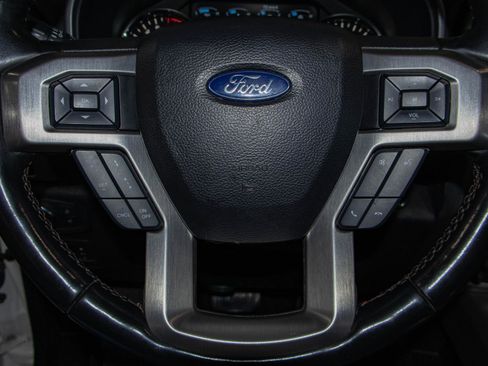 Used 2020 Ford F150 Platinum w/ Equipment Group 701A Luxury AWD/4WD image 12