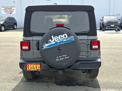 Certified 2020 Jeep Wrangler Unlimited Sport S image 5