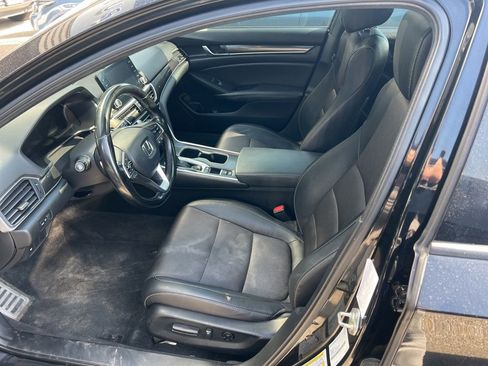 Used 2020 Honda Accord Sport image 5