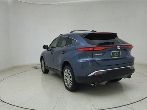 Used 2023 Toyota Venza Limited image 69