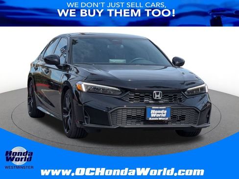 Used 2025 Honda Civic Sport image 1