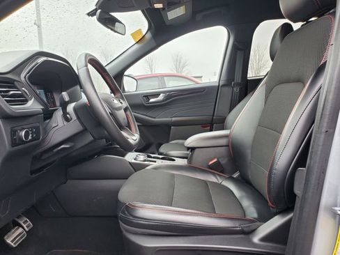 Used 2023 Ford Escape ST-Line w/ Tech Pack #1 image 4