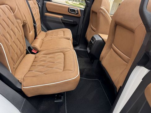 Used 2025 Ford Bronco Outer Banks image 26