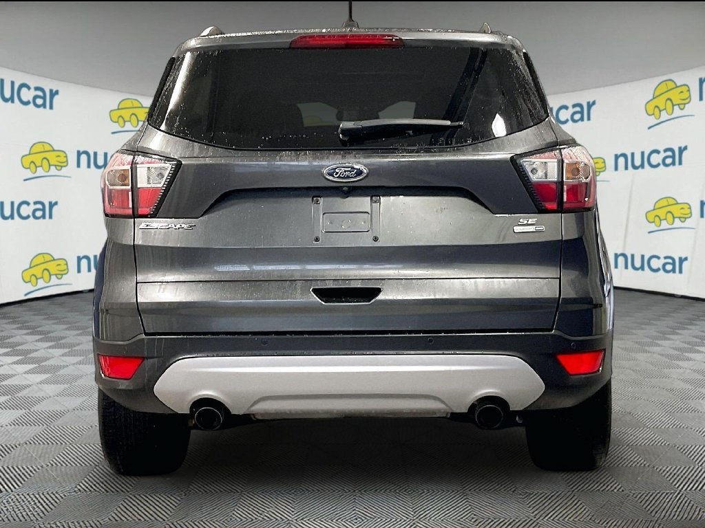 Used 2017 Ford Escape SE w/ SE Leather Comfort Package AWD/4WD image 5