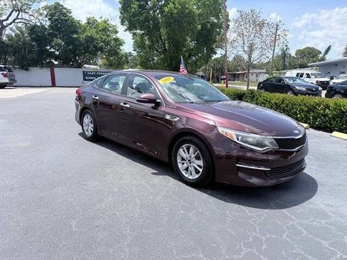 Used 2018 Kia Optima LX w/ Convenience Package FWD image 6